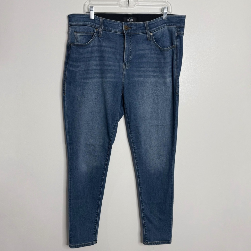 LulaRoe Blue skinny Jeans Size 36 (16W)